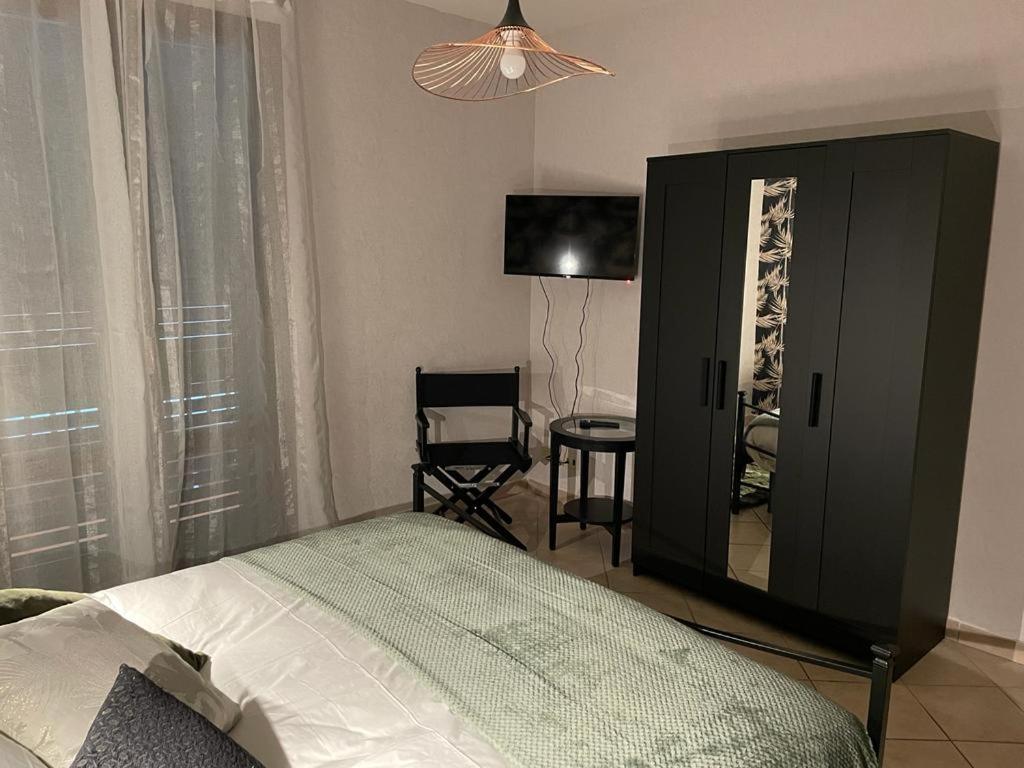 דירות אמפולי The Loft E&E Cinecitta מראה חיצוני תמונה