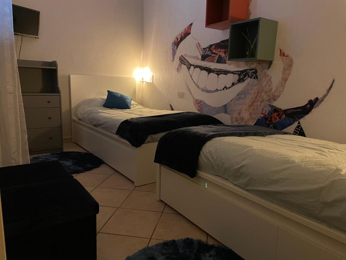 דירות אמפולי The Loft E&E Cinecitta מראה חיצוני תמונה